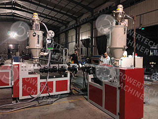 Экструзионная линия для производства ПВХ спирального шланга