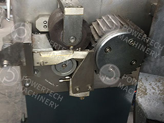 Стренговое отрезное устройство для гранул